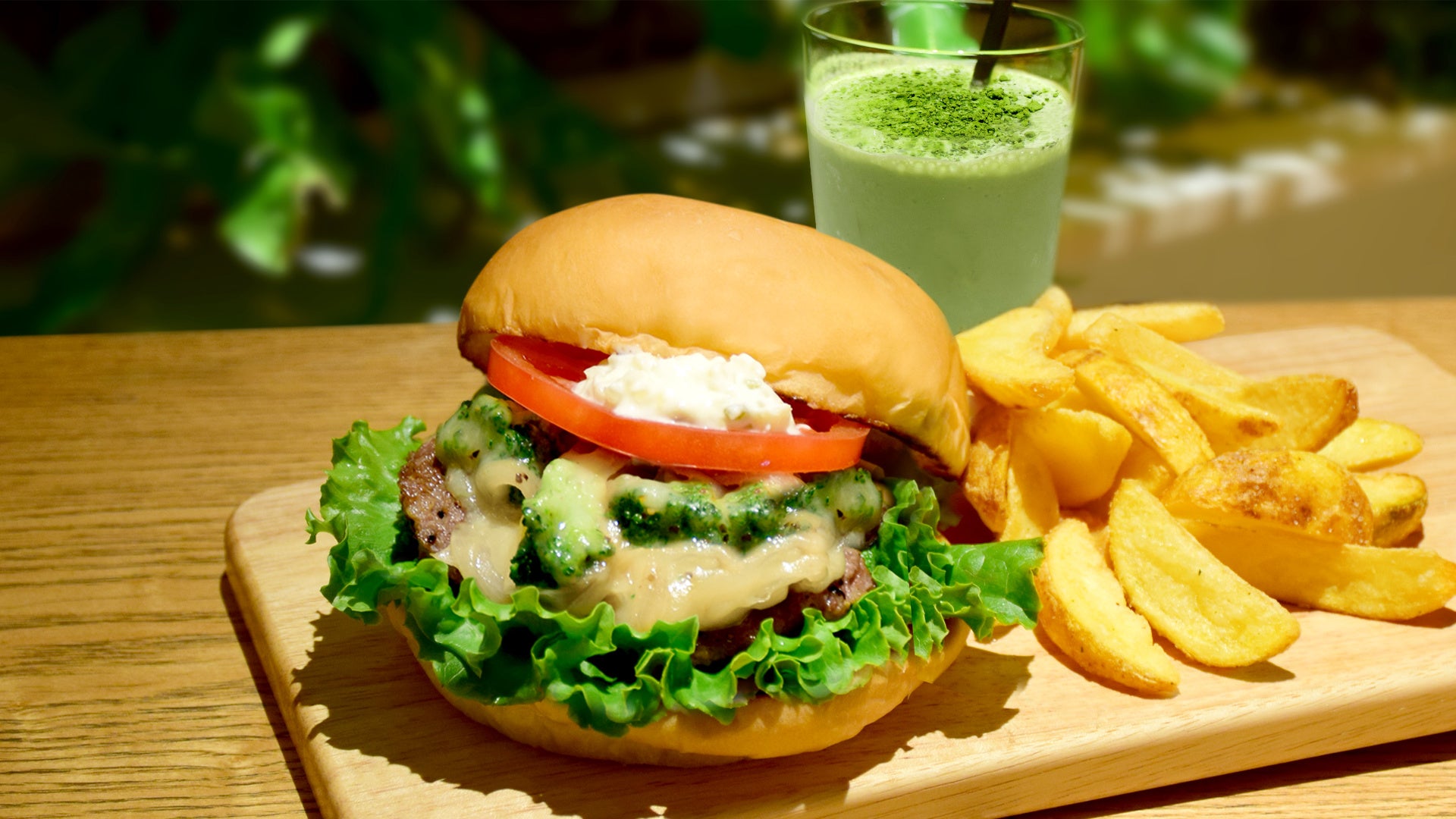 ブロッコリーチーズバーガーセット