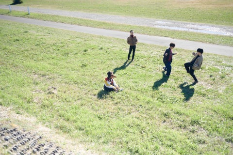 注目の四人組バンド”家主”、ニューアルバム『石のような自由』本日配信開始!全国ツアーも決定! 注目の四人組バンド”家主”、ニューアルバム『石のような自由』本日配信開始!全国ツアーも決定!