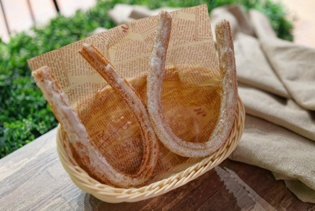 ↑5月３日・５日 限定商品「馬蹄チュロス」(￥500)