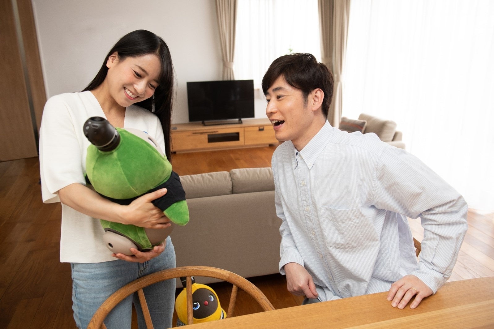 新潟県 山梨県 栃木県に Lovot 初上陸 1月日のヨドバシカメラ マルチメディア新潟駅前店を皮切りに博多 甲府 宇都宮と各地に登場 Groove X 株式会社のプレスリリース 新潟県 山梨県 栃木県に Lovot 初上陸 1月日のヨドバシカメラ マルチメディア新潟駅前店を皮切りに博多 甲府 宇都宮と各地に登場 Groove X 株式会社のプレスリリース