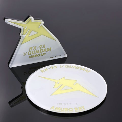 『機動戦士ガンダム』と『逆襲のシャア』のキャラクターグッズが登場!光るアクリルスタンドとプレート 『機動戦士ガンダム』と『逆襲のシャア』のキャラクターグッズが登場!光るアクリルスタンドとプレート