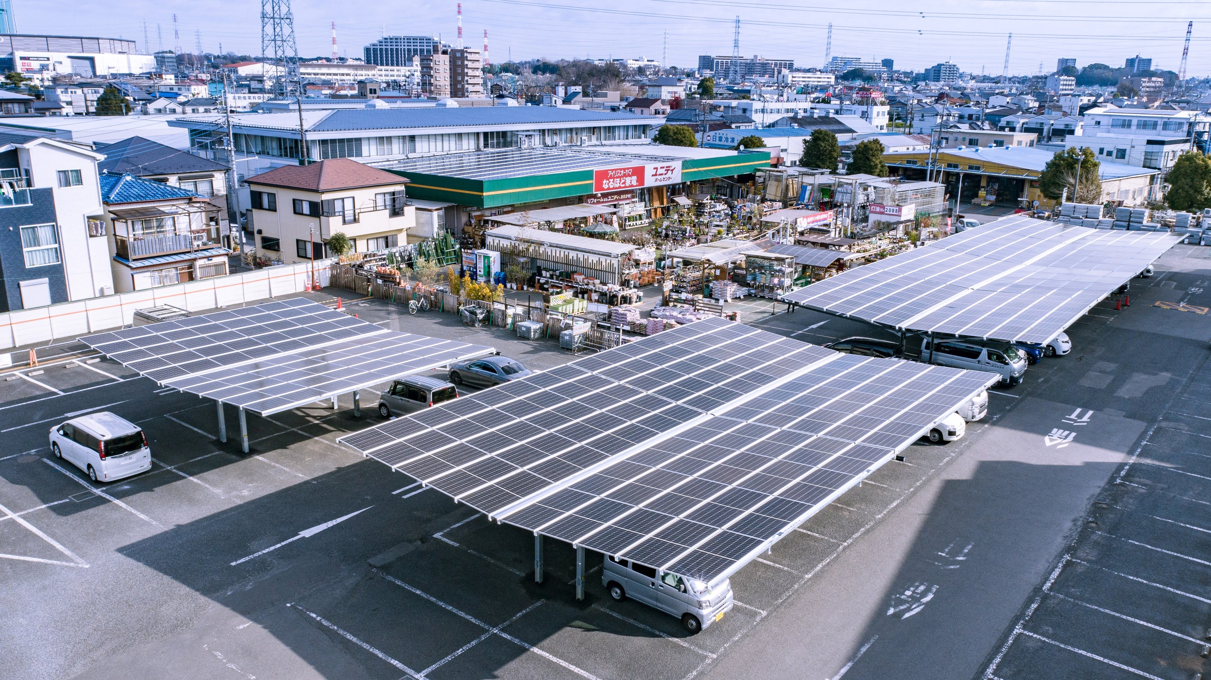 ユニディ川口店に設置したしろくまカーポート