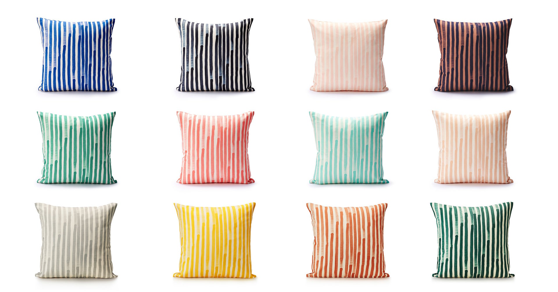 一番下左より、グレー、イエロー、テラコッタブラウン、ダークグリーンの4色が新色