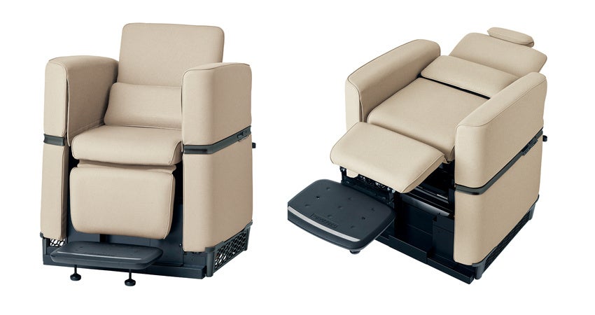 プレミアムタイプ(レッグレスト単動・ステップ一体型)