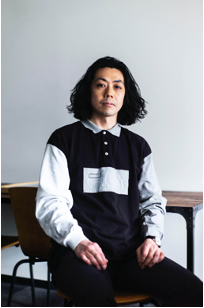 美術家・西尾美也氏（photo：Keiichi Sakakura）