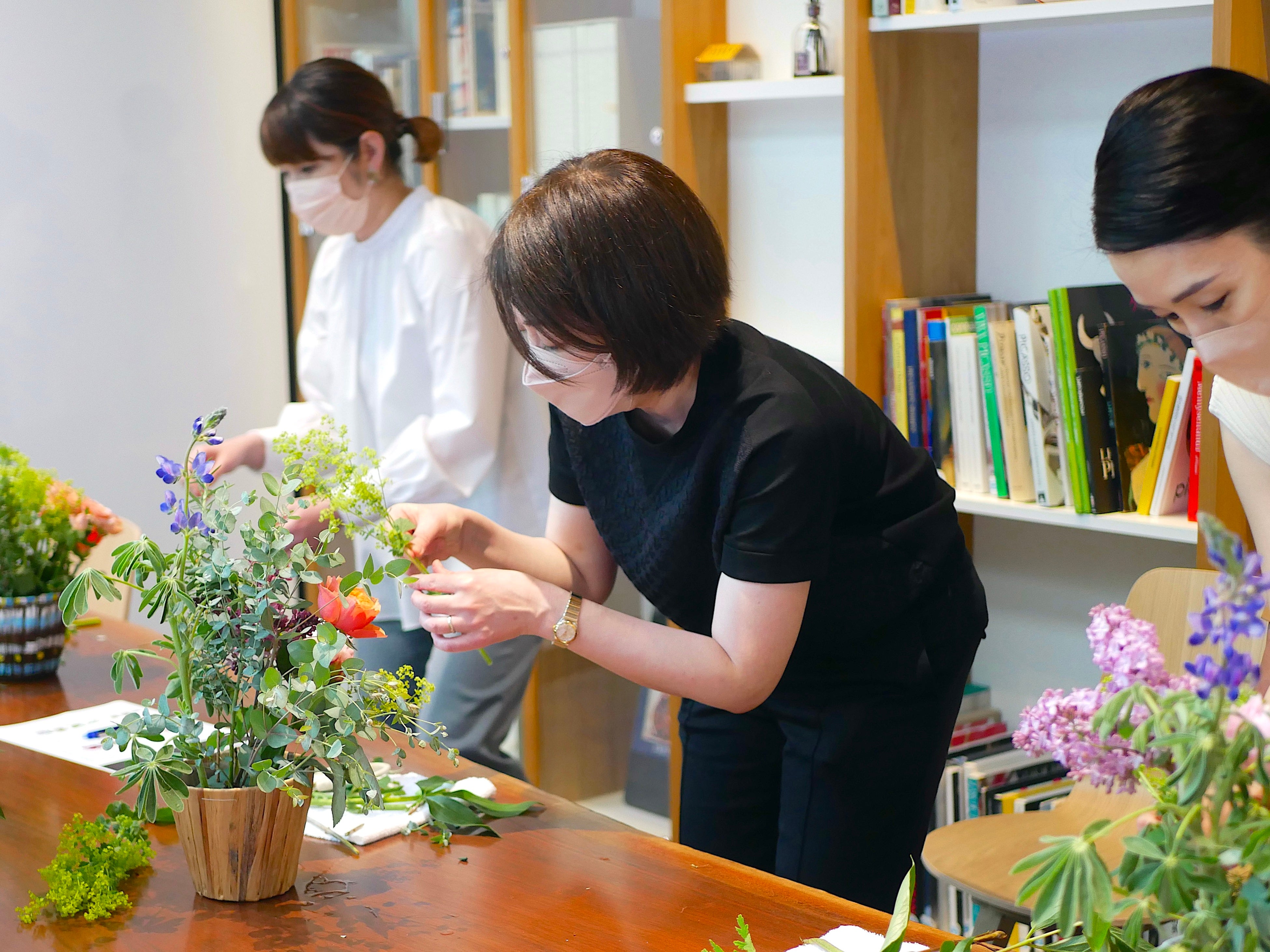 鮮やかな色彩と華やかな香りに包まれて癒し効果は抜群です！