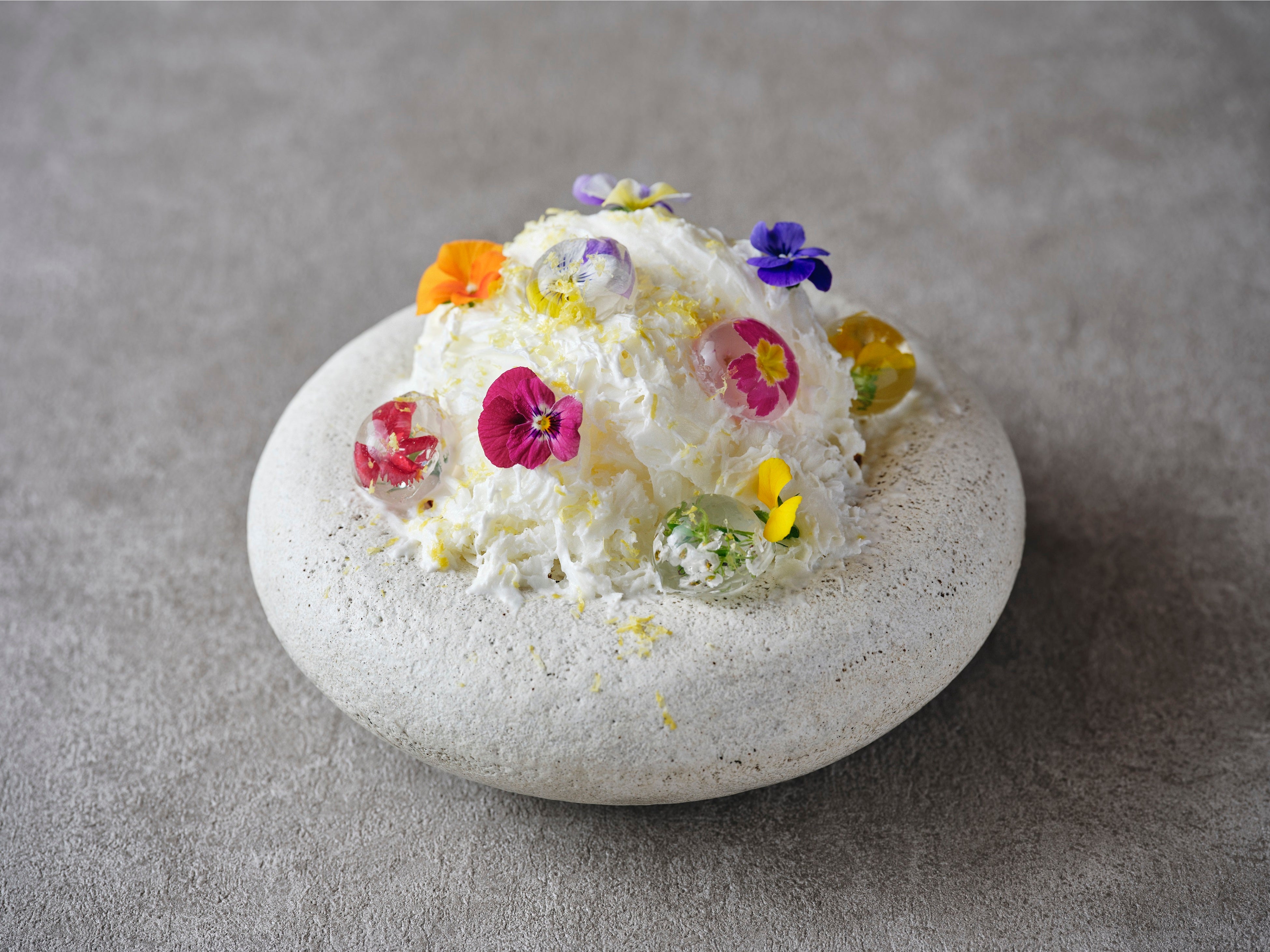 夏 麓 氷 チーズケーキ 3,542 円 