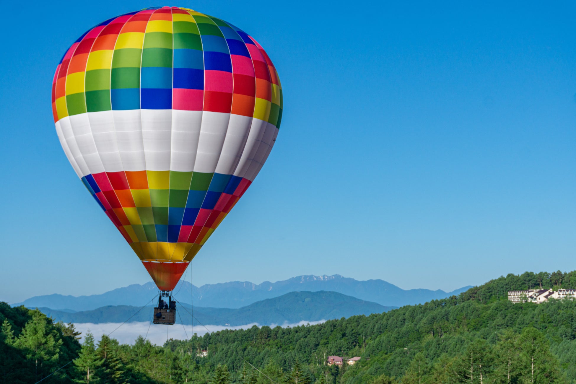 空から眺める蓼科の美しい景色!気球体験イベントの魅力 空から眺める蓼科の美しい景色!気球体験イベントの魅力