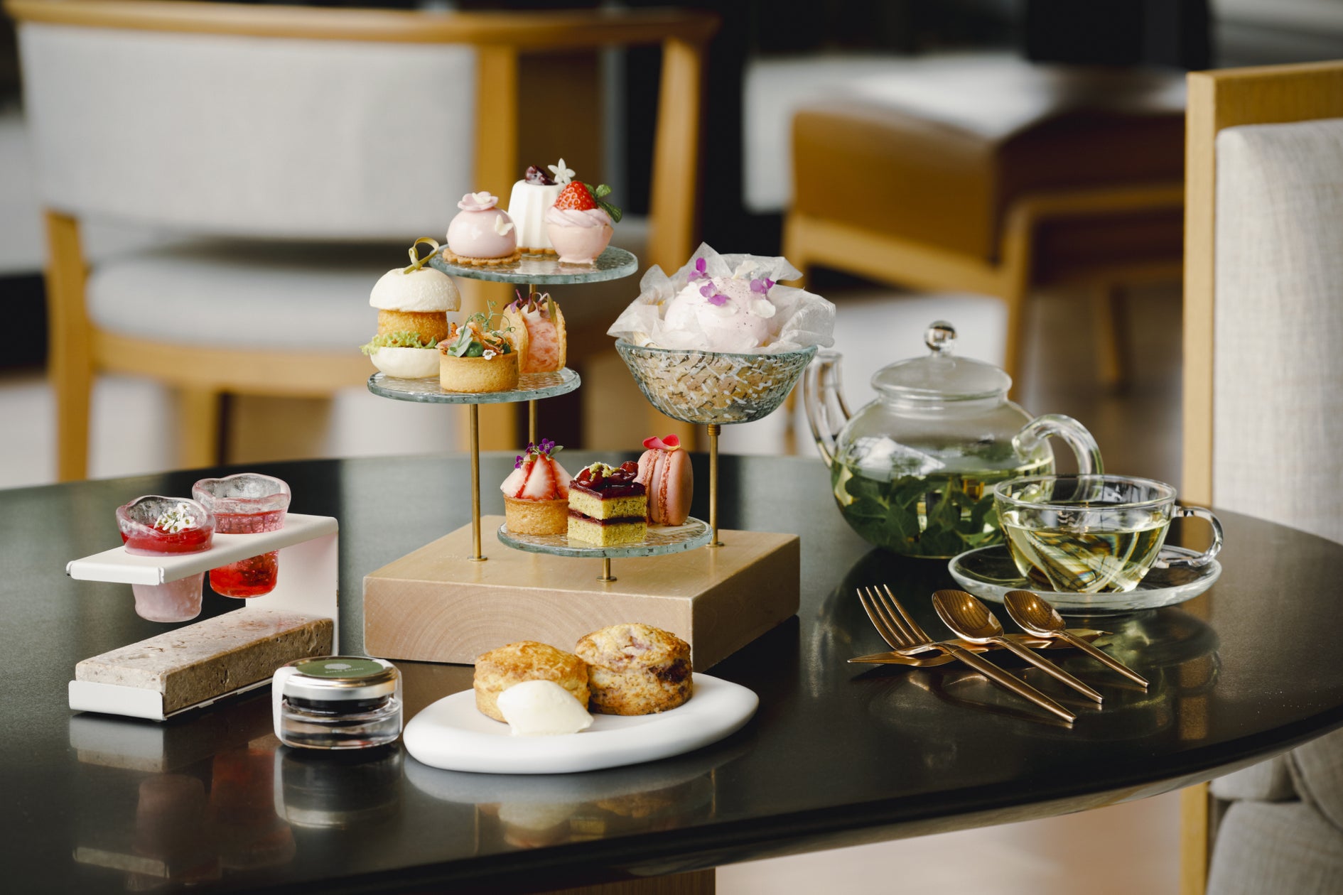 ROKU KYOTO】季節限定 春商品のご案内 | 東急リゾーツ&ステイ株式会社 ROKU KYOTO】季節限定 春商品のご案内 | 東急リゾーツ&ステイ株式会社