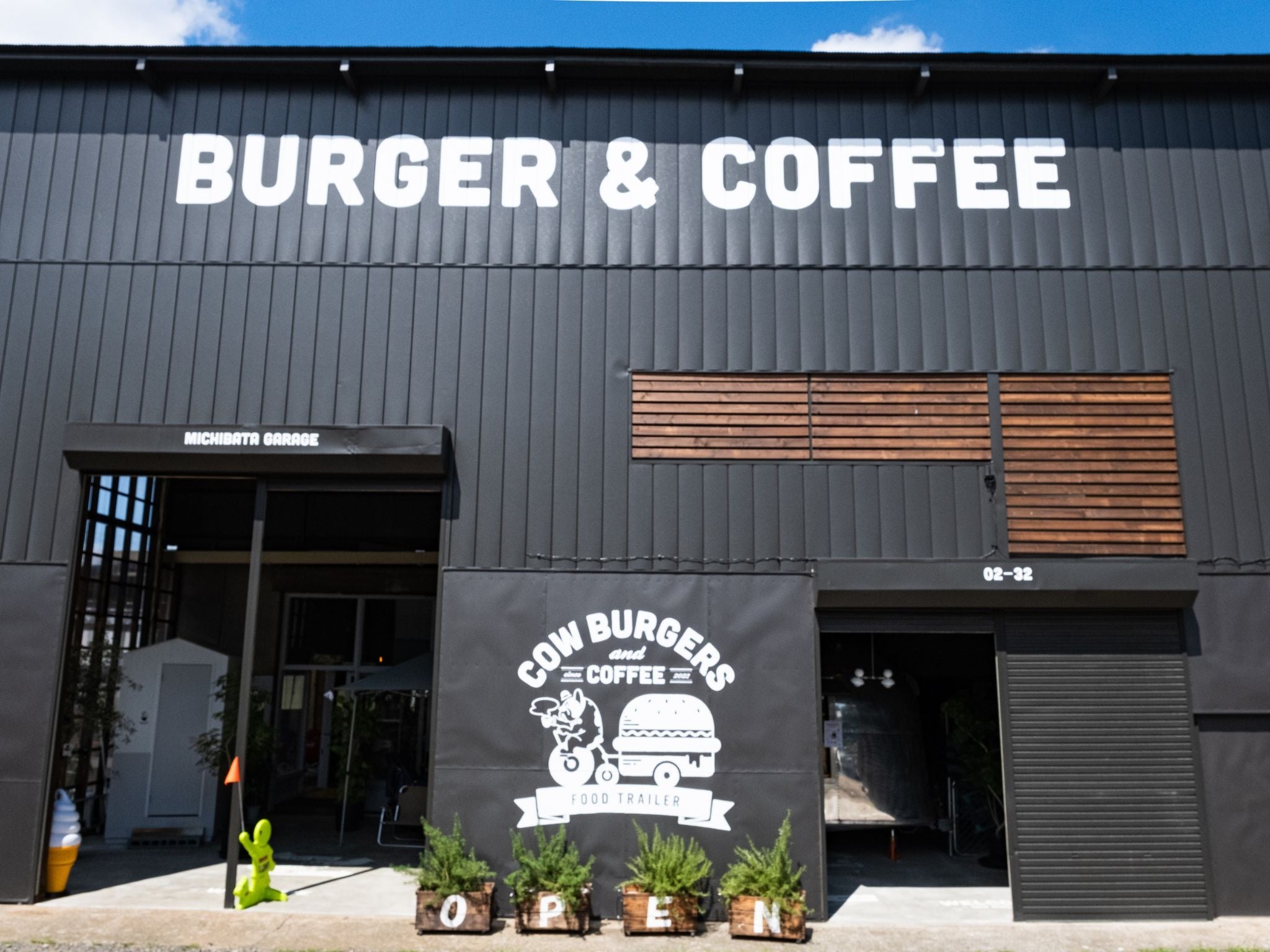 COW BURGERS外観