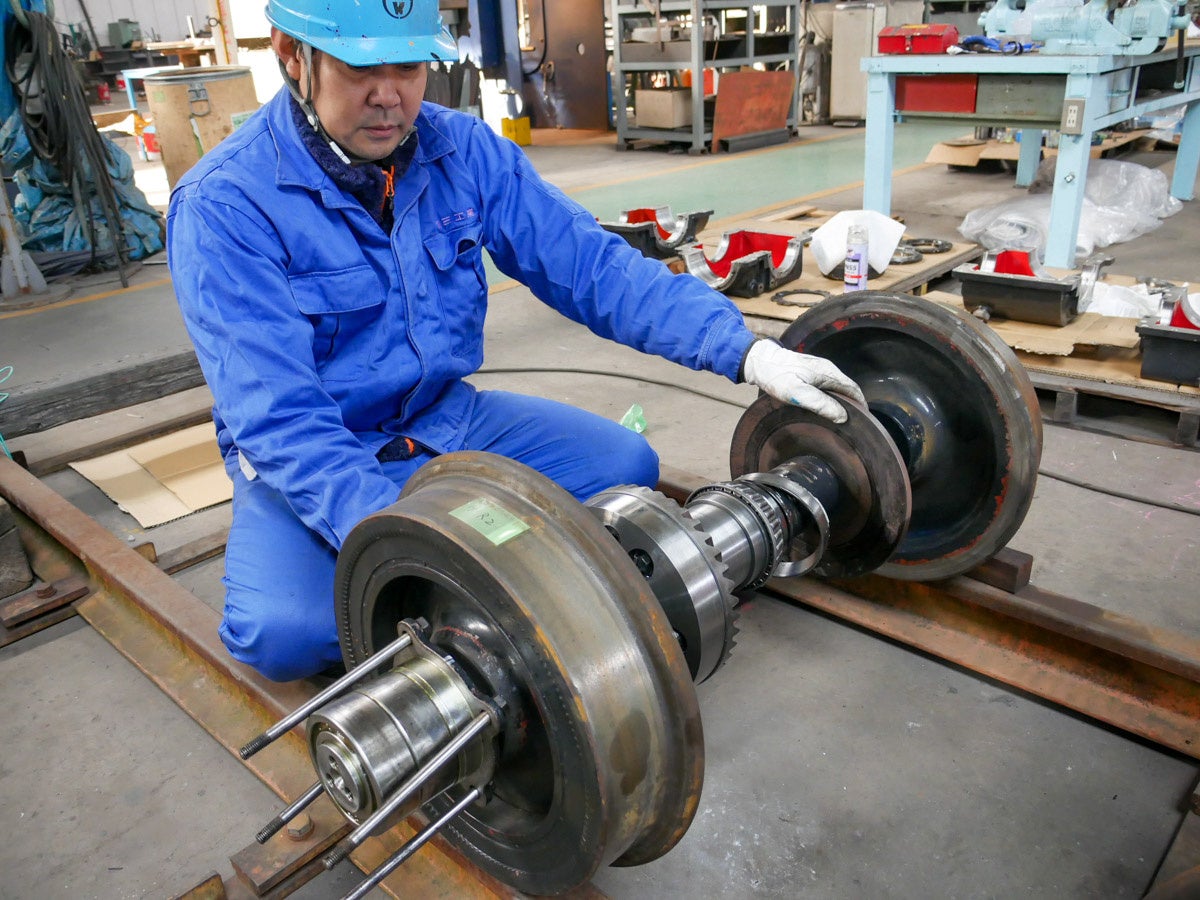 車両整備の様子