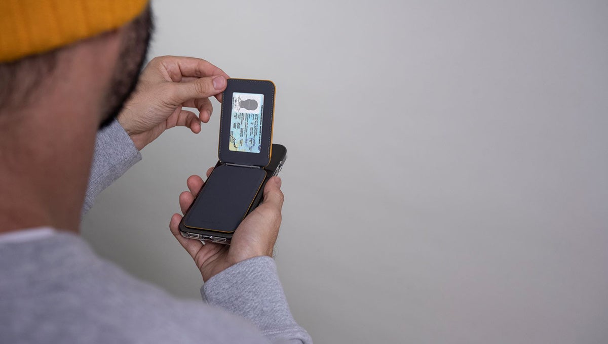 MOFT フラッシュウォレット＆スタンド - MagSafe対応」公式販売開始