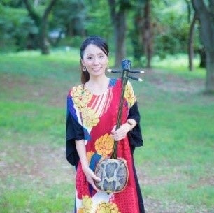 喜界島出身・奄美シマ唄者：牧岡 奈美さん