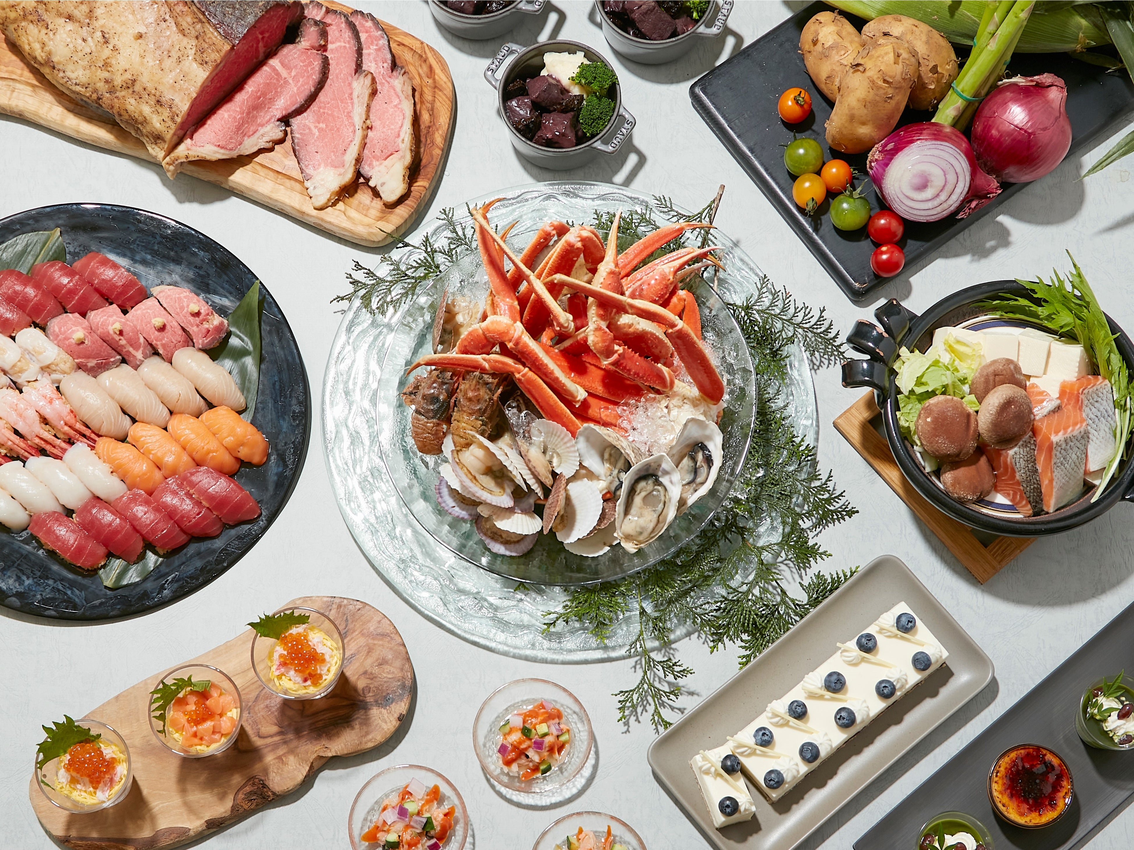 北海道ならではのお料理やデザートがずらり