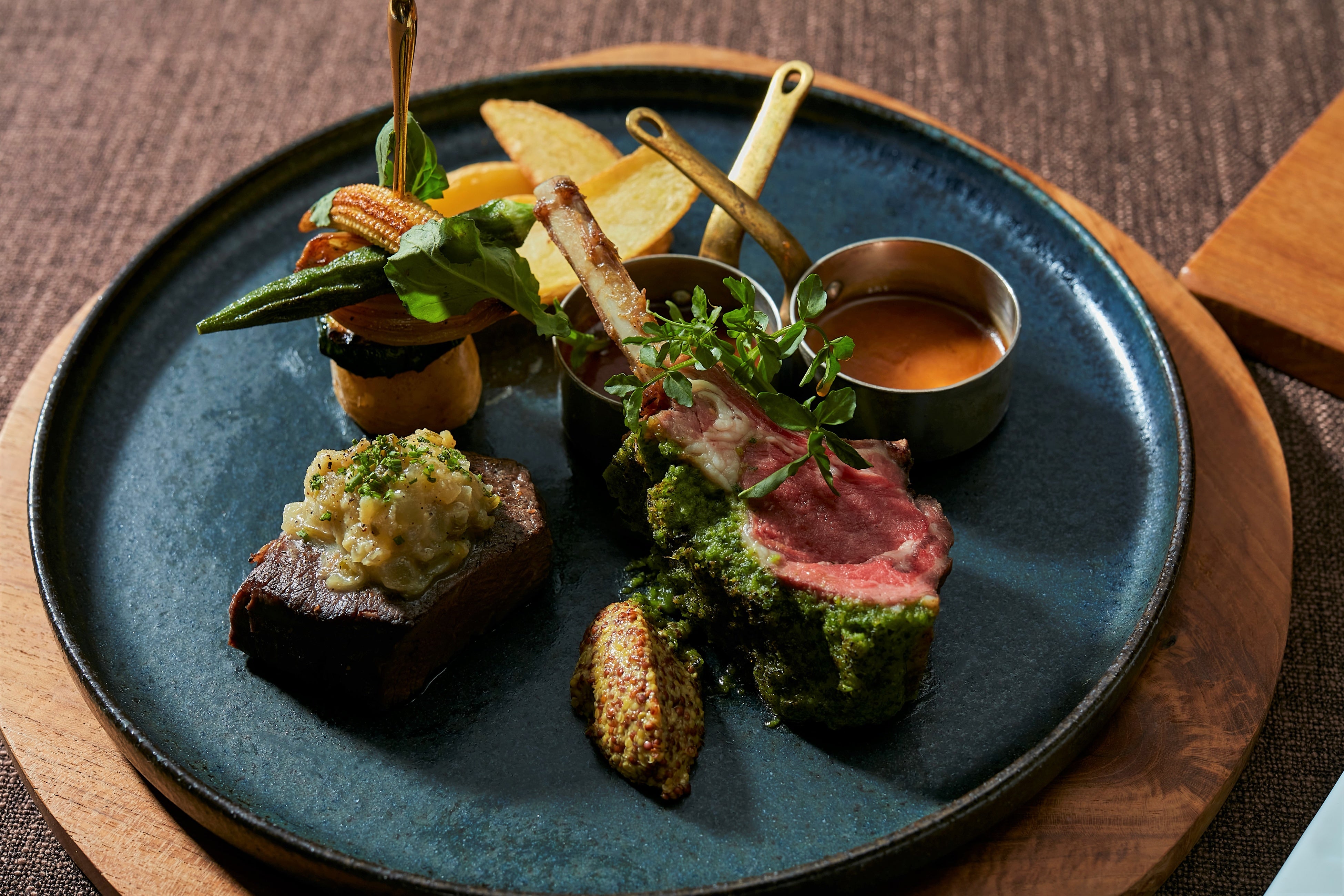 Wメイン 牛フィレ肉と子羊のロースト