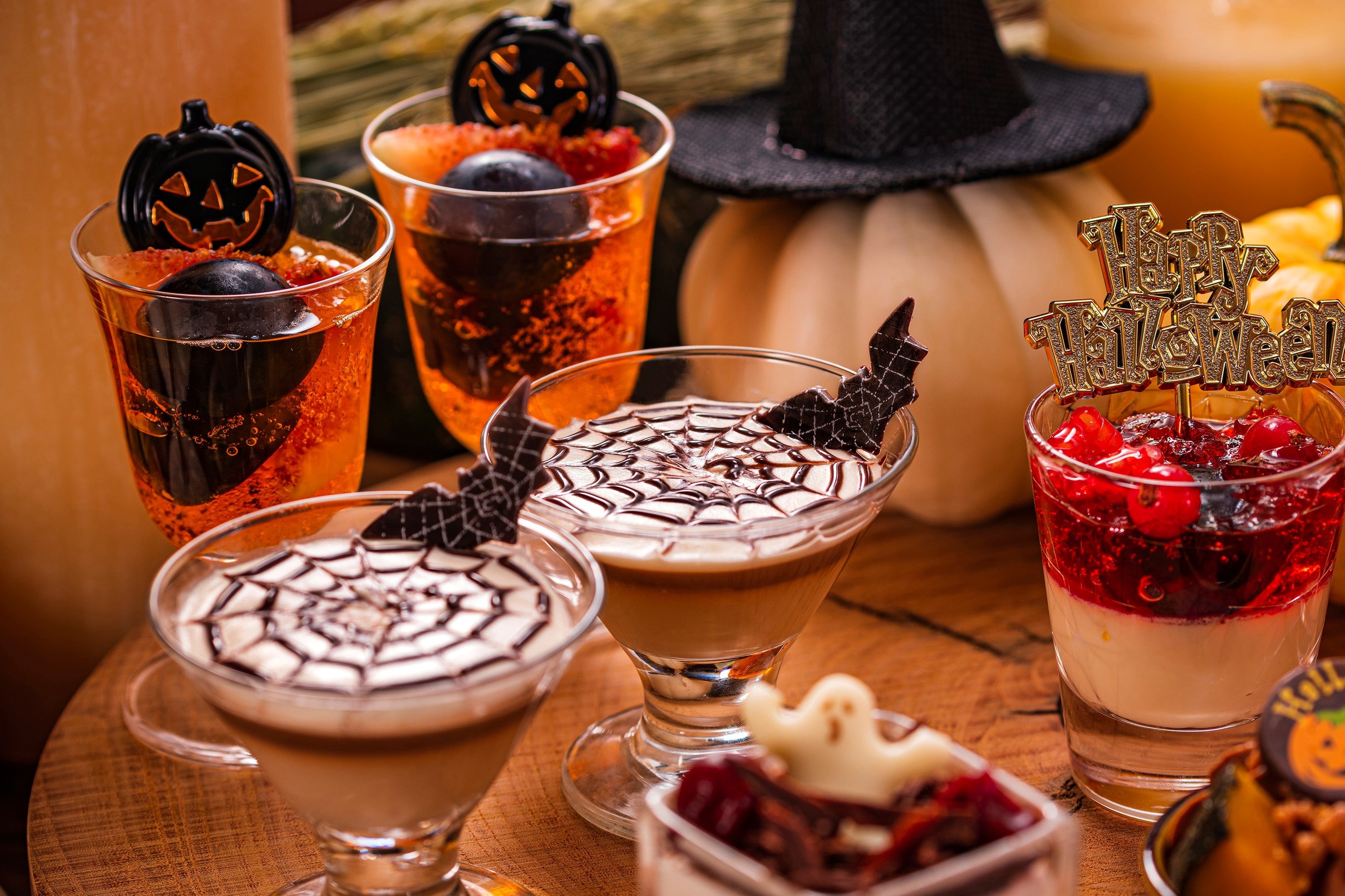 上）シードルのジュレ 下　パンナコッタマロン