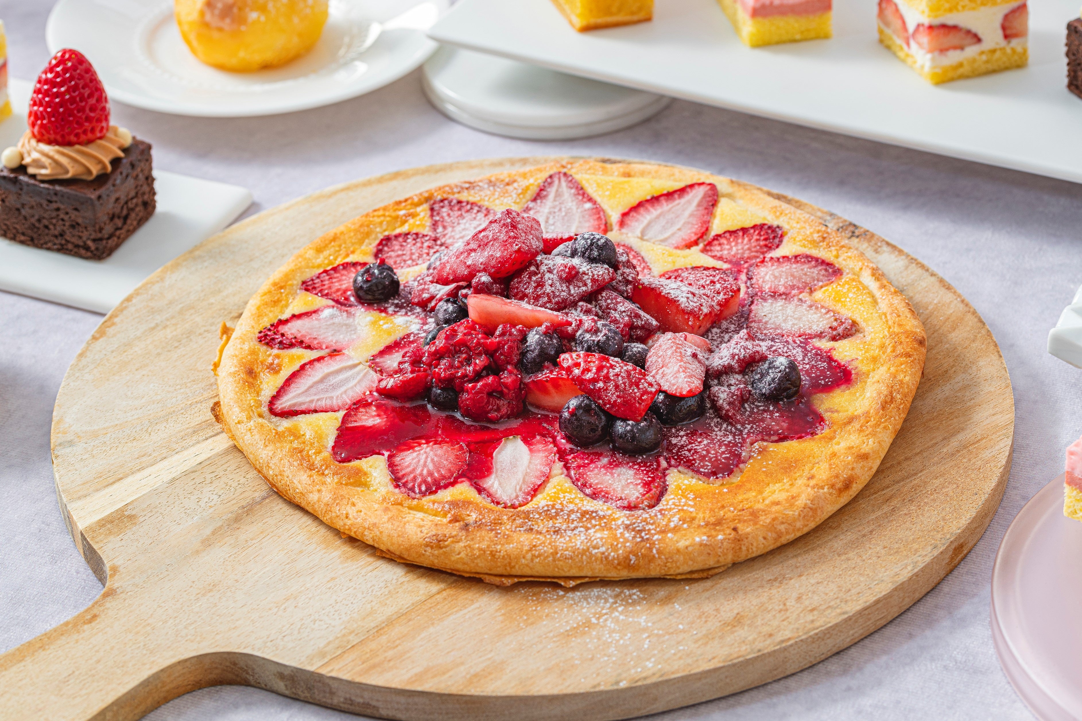 苺とマスカルポーネのピザ