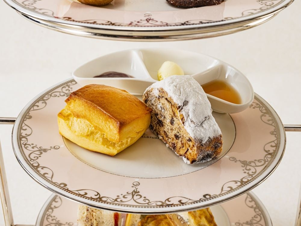 スコーンとシュトレン