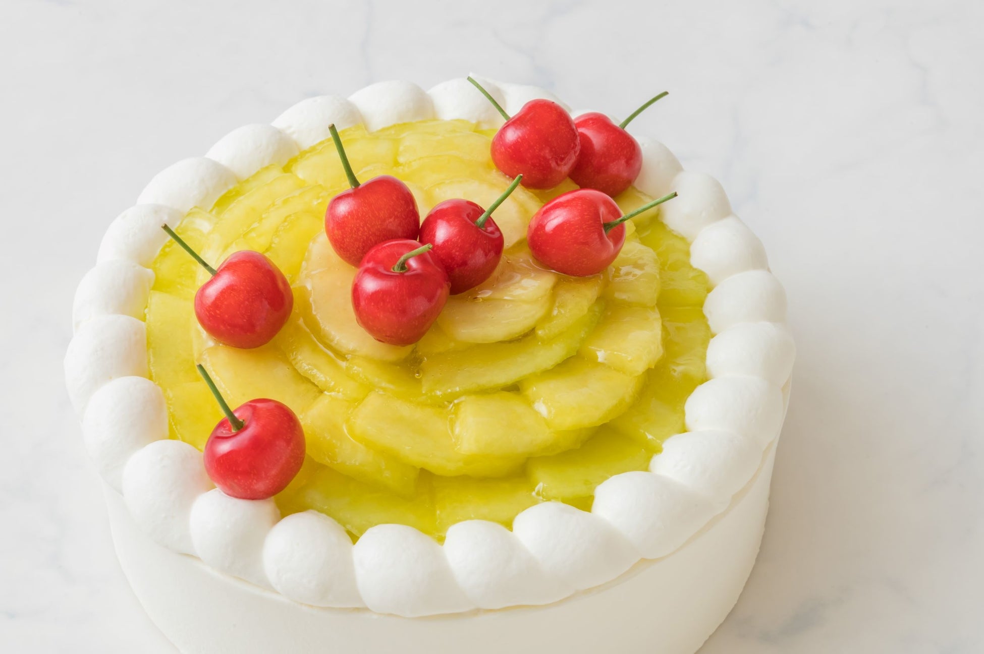 特別な日に選びたい 厳選素材の極上ショートケーキ 爽やかで華やかなフルーツで初夏を味わう 極上メロン チェリーショートケーキ 横浜ベイシェラトン ホテル タワーズのプレスリリース 特別な日に選びたい 厳選素材の極上ショートケーキ 爽やかで華やかなフルーツで初夏を味わう 極上メロン チェリーショートケーキ 横浜ベイシェラトン ホテル タワーズのプレスリリース