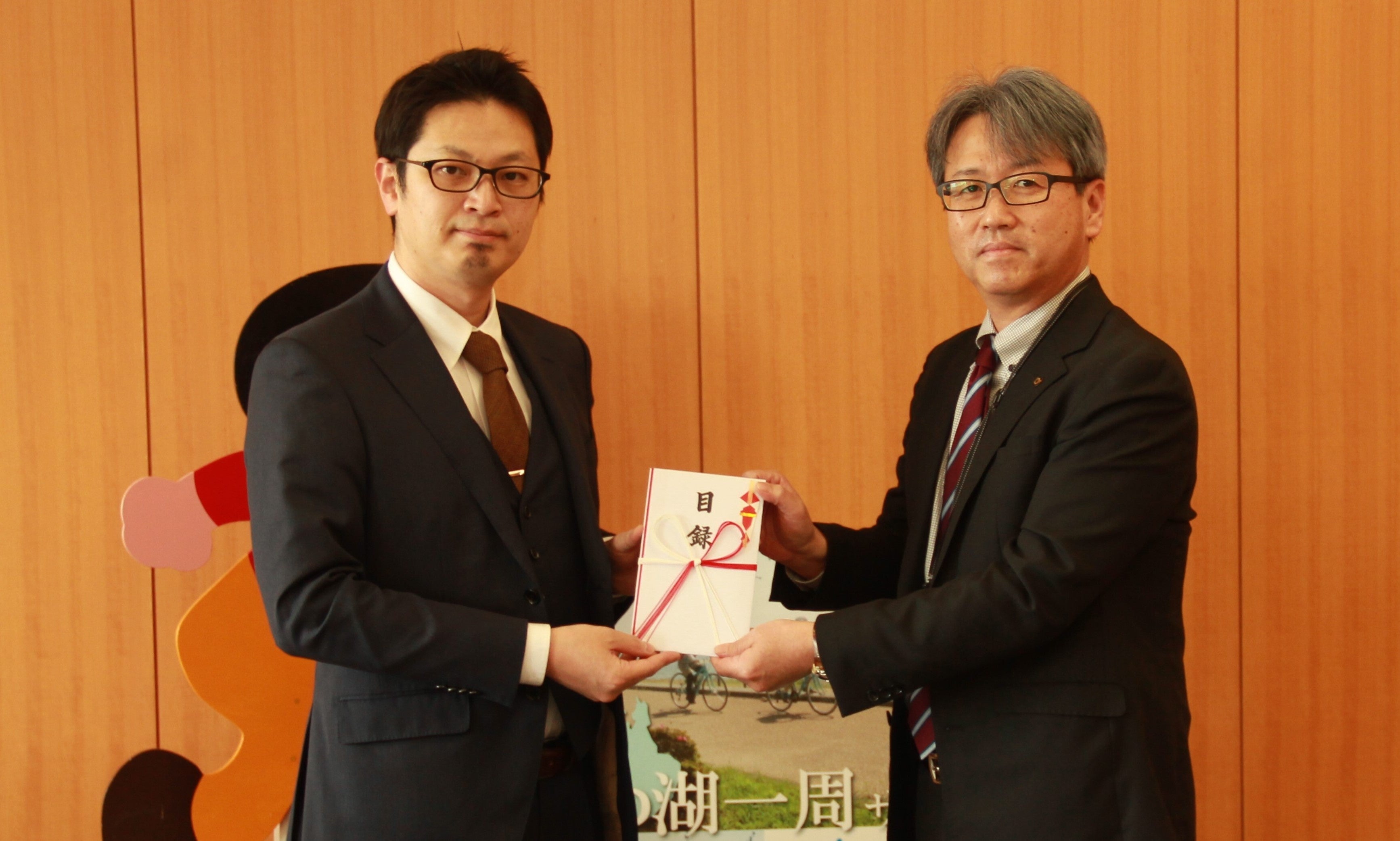 右：滋賀県 東京本部 本部長 富家 信次氏、左：ナイル株式会社 執行役員 社長補佐 大谷 昌史