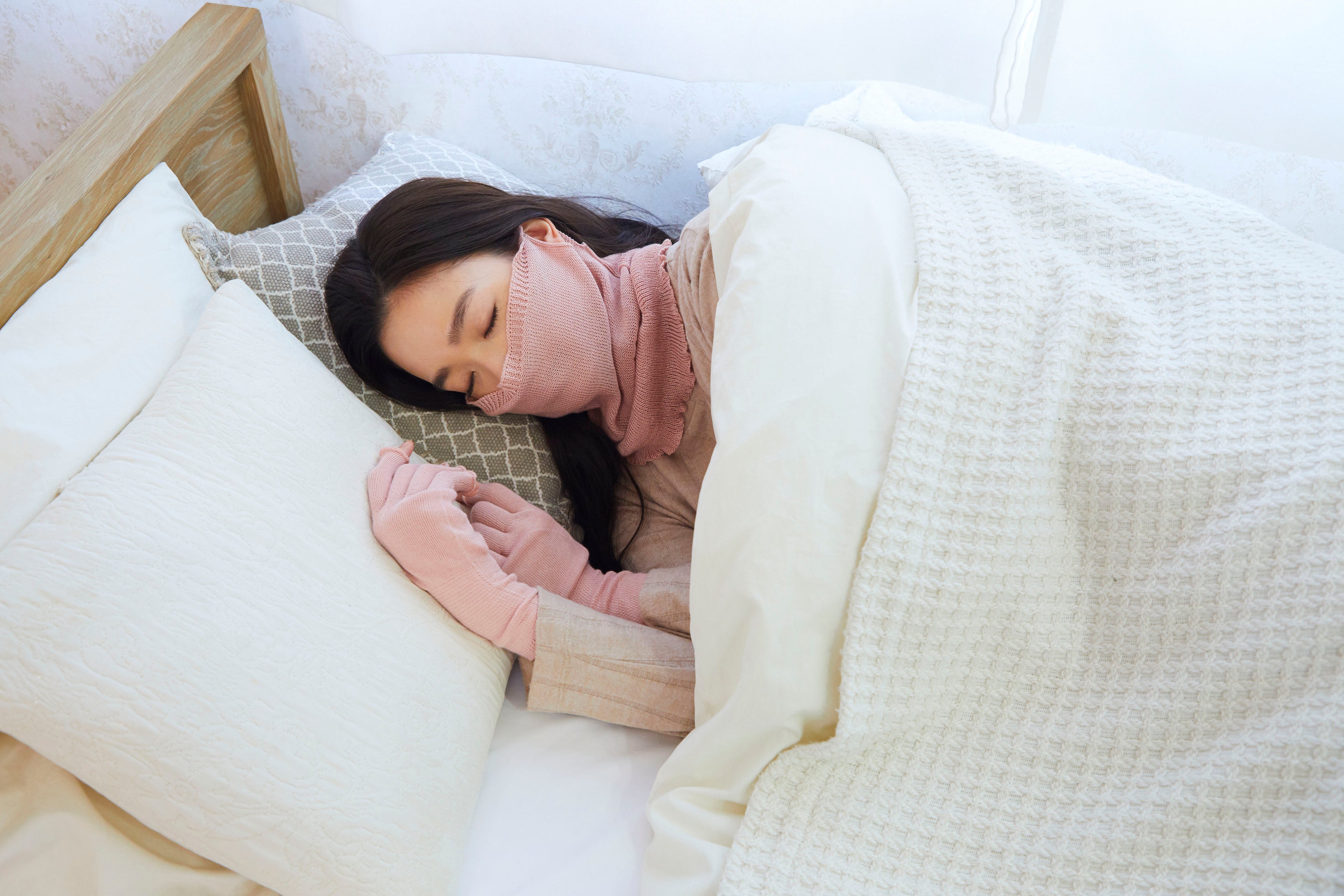 ふんわりまとうフェイス＆ネックウォーマー・手肌にやさしいハンドウォーマー