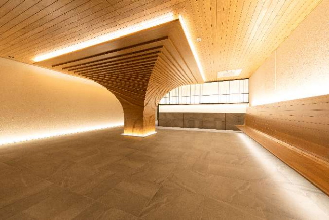 MOCXION稲城の「木」をモチーフにした共用エントランスホールの木造作