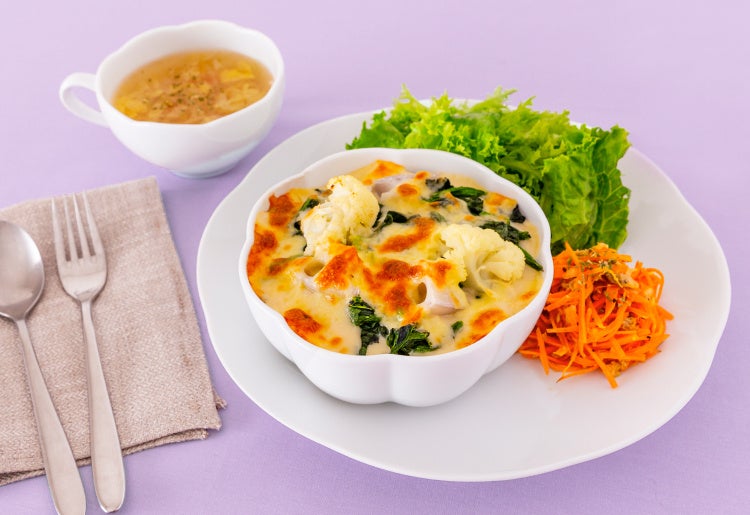 「冬野菜と鶏ごぼうのドリア」