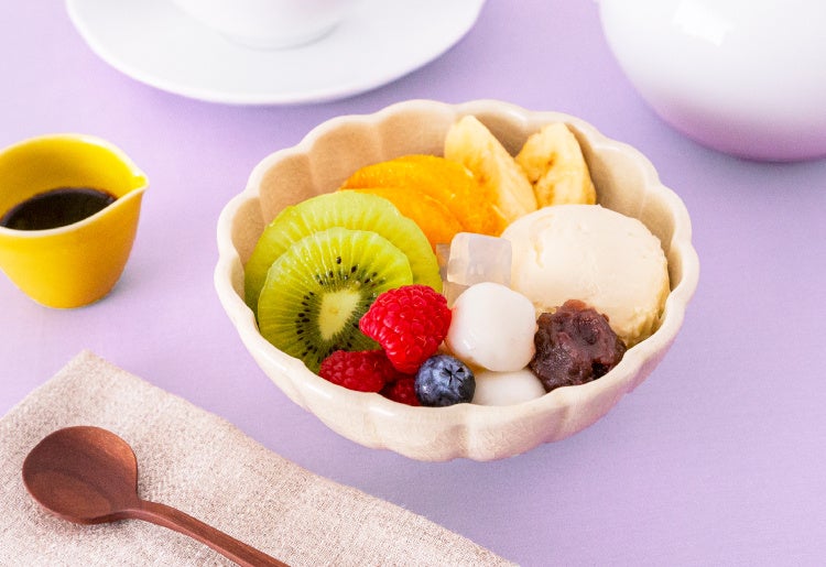 「季節のフルーツあんみつ」