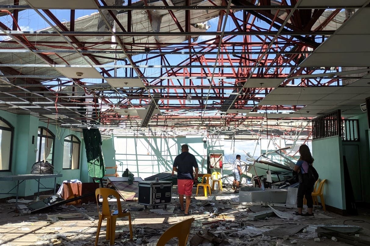 セブ島の教育省事務所©SEEDS