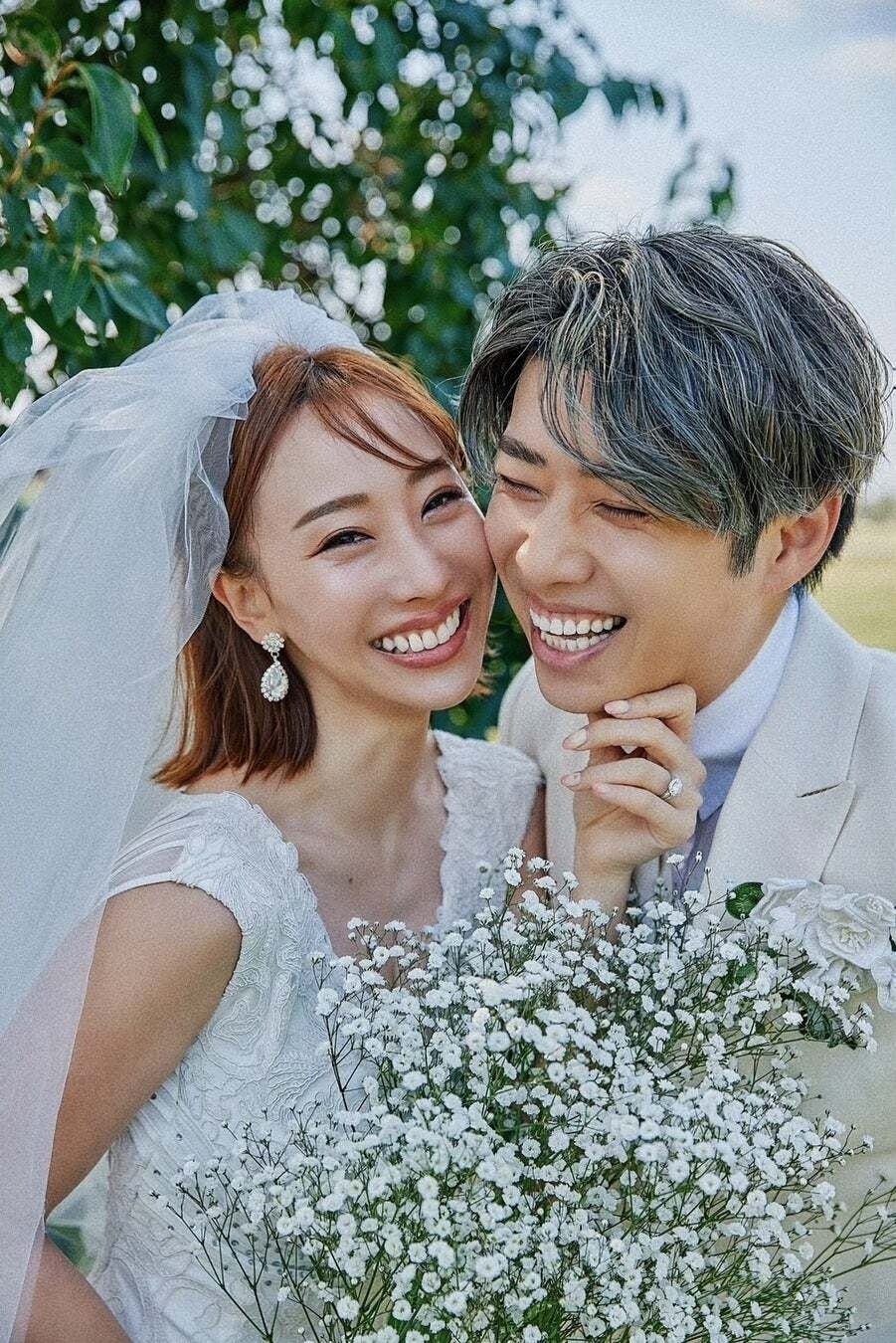 黄夫妻(4代目バチェラー黄晧、黄諒子)