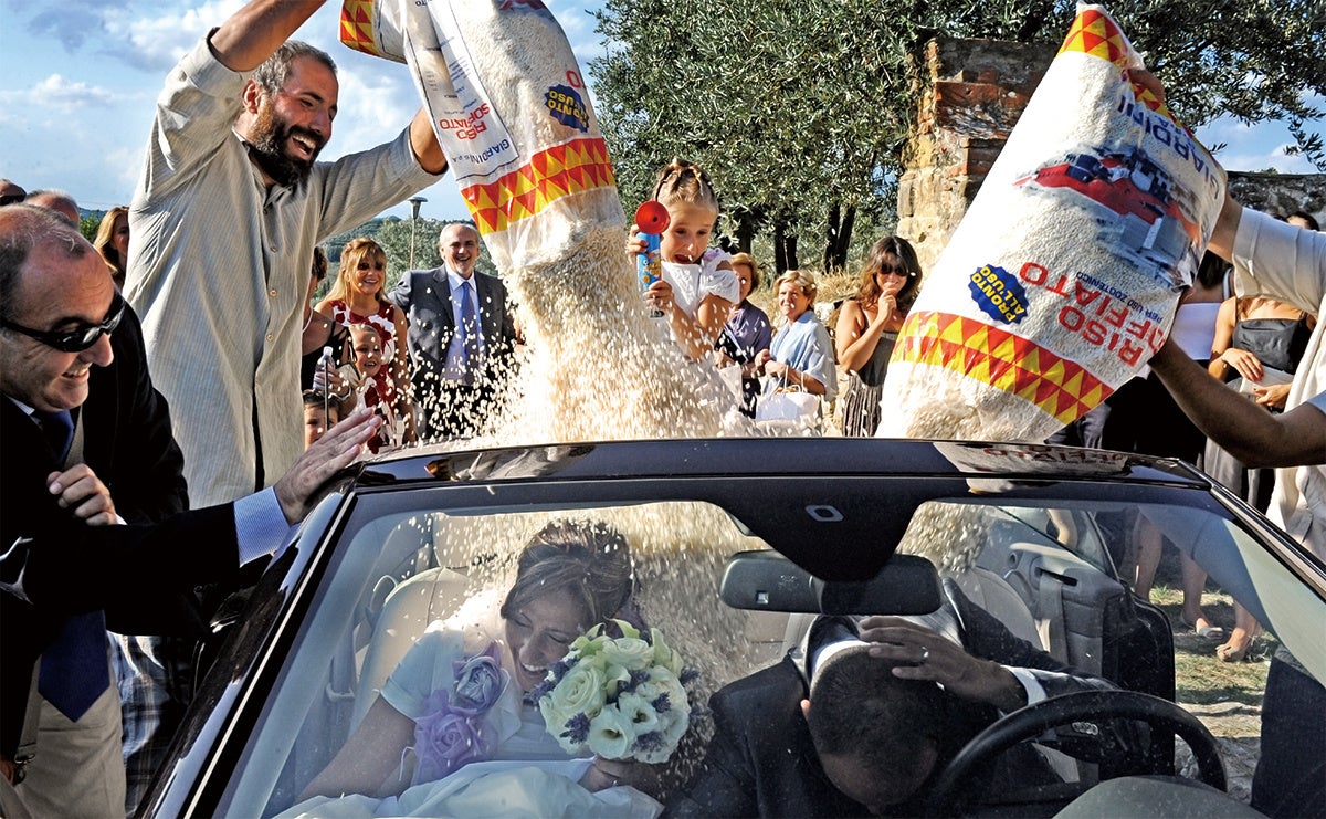 アニバーサリーエージェントイメージ(結婚式以外にも、プロポーズや 記念日、 MICE や様々なイベントもプロデュース)