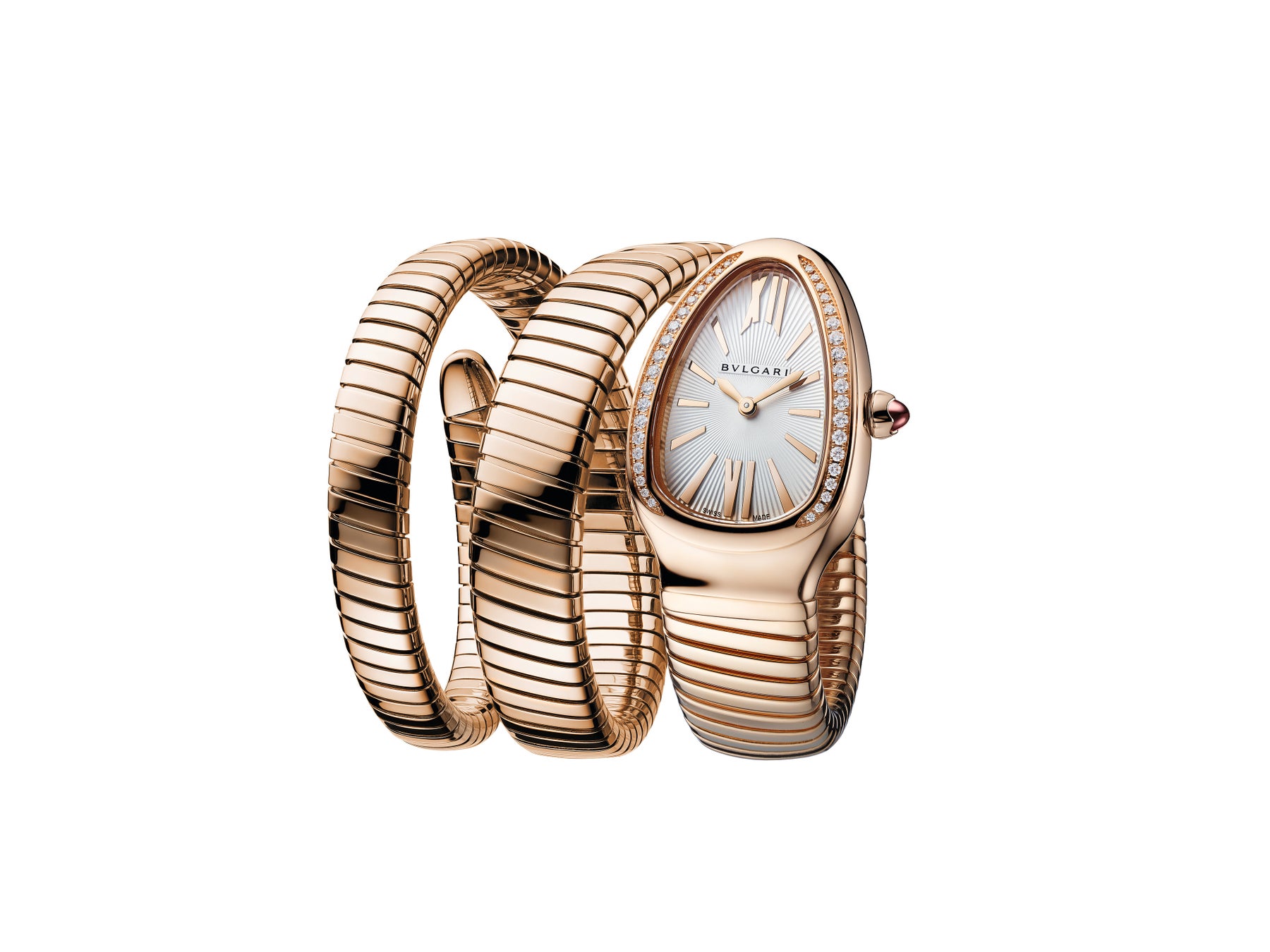 アン・ハサウェイ、ミラノファッションウィークでブルガリのハイジュエリーセルペンティコレクションを披露 アン・ハサウェイ、ミラノファッションウィークでブルガリのハイジュエリーセルペンティコレクションを披露