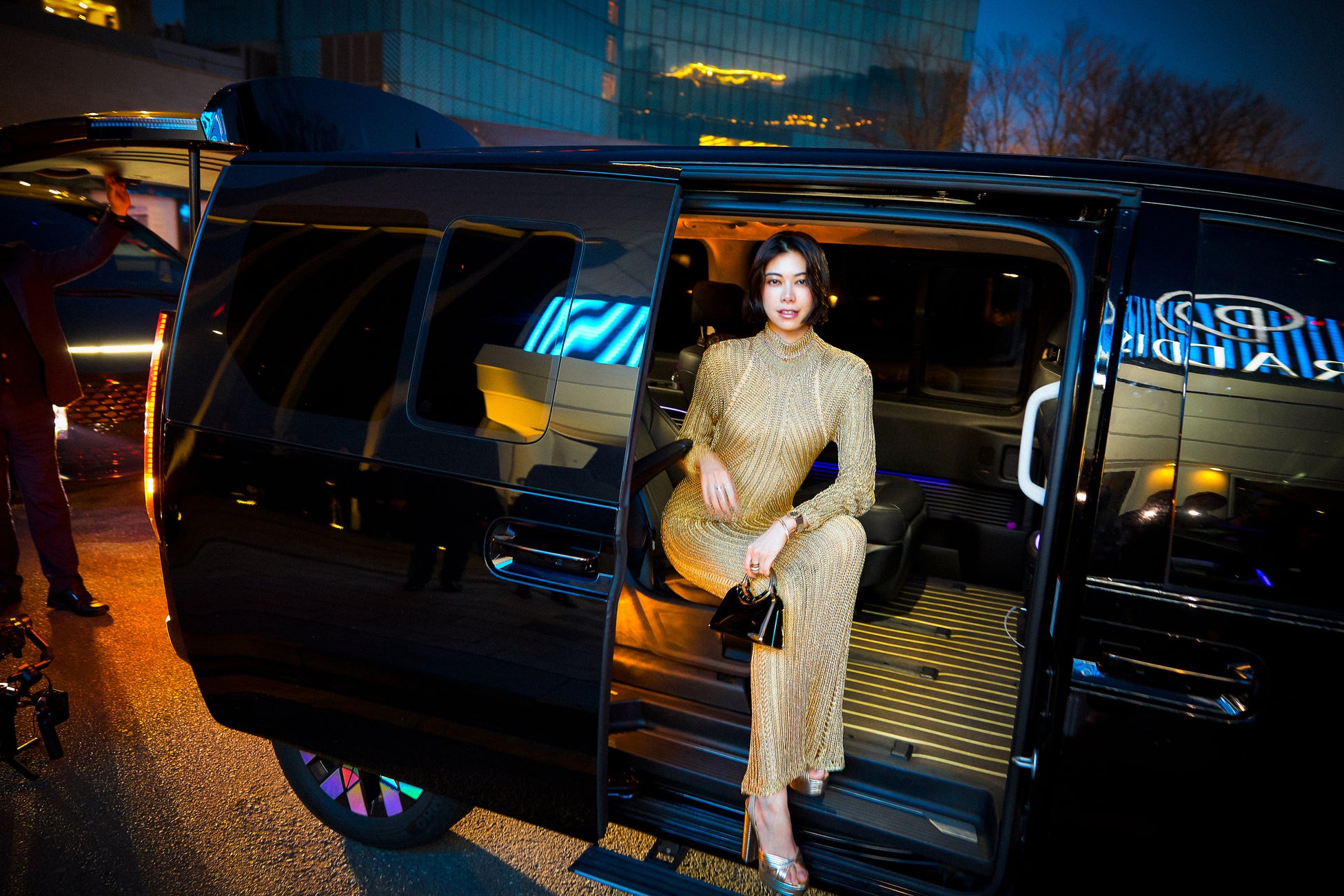 ブルガリのグローバルローンチイベントに森星が登場!「ブルガリ スタジオ」での魅力的なパフォーマンスとアイコン「B.zero1」のインスピレーションに迫る ブルガリのグローバルローンチイベントに森星が登場!「ブルガリ スタジオ」での魅力的なパフォーマンスとアイコン「B.zero1」のインスピレーションに迫る