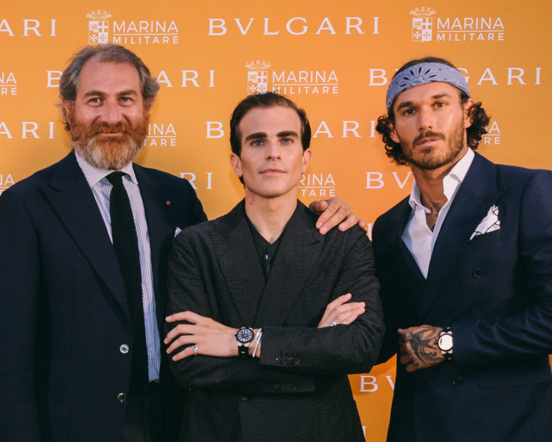 ブルガリ プロダクト クリエイション エグゼクティブ ディレクター ファブリツィオ・ボナマッサ・スティリアーニ（左） デジタルインフルーエンサーモデル カルロ・セスティーニ（中） モデル ディヴィッド・アレクサンダー・フリン（右）