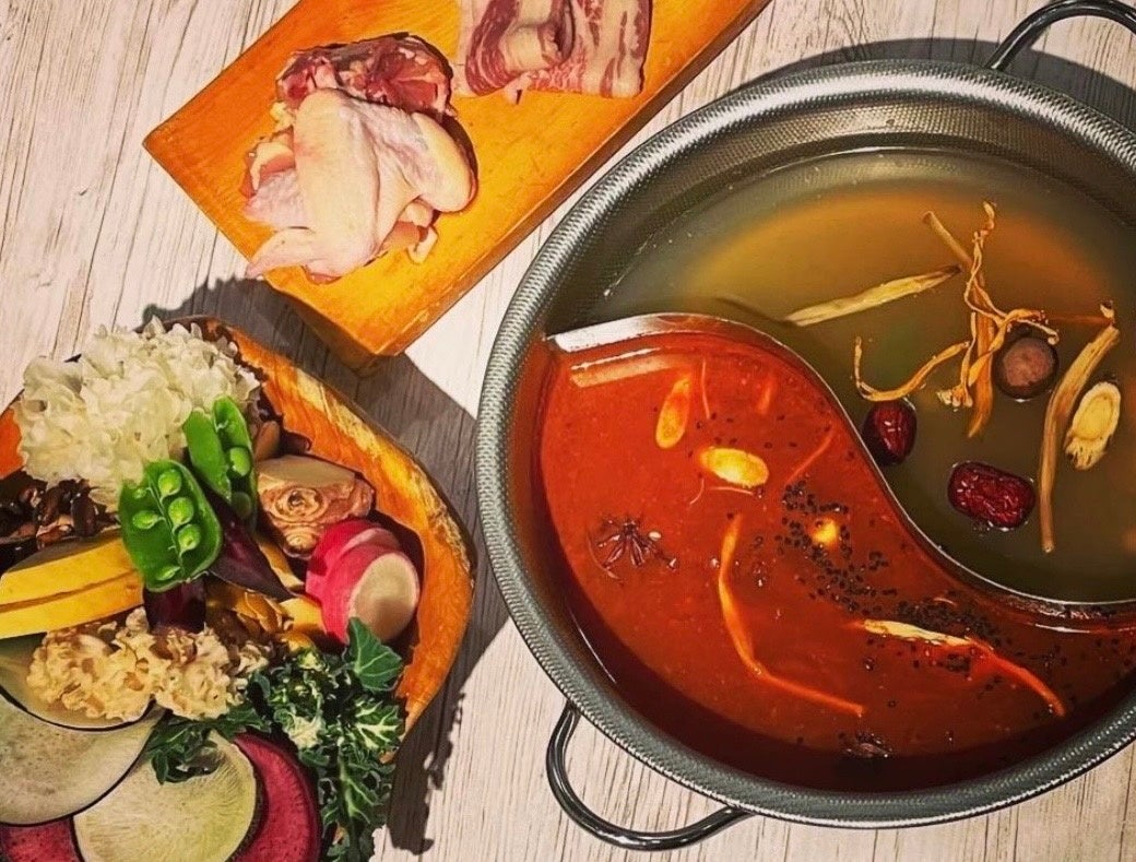 引用：89zen_dish_azabu　Instagramより　薬膳鍋