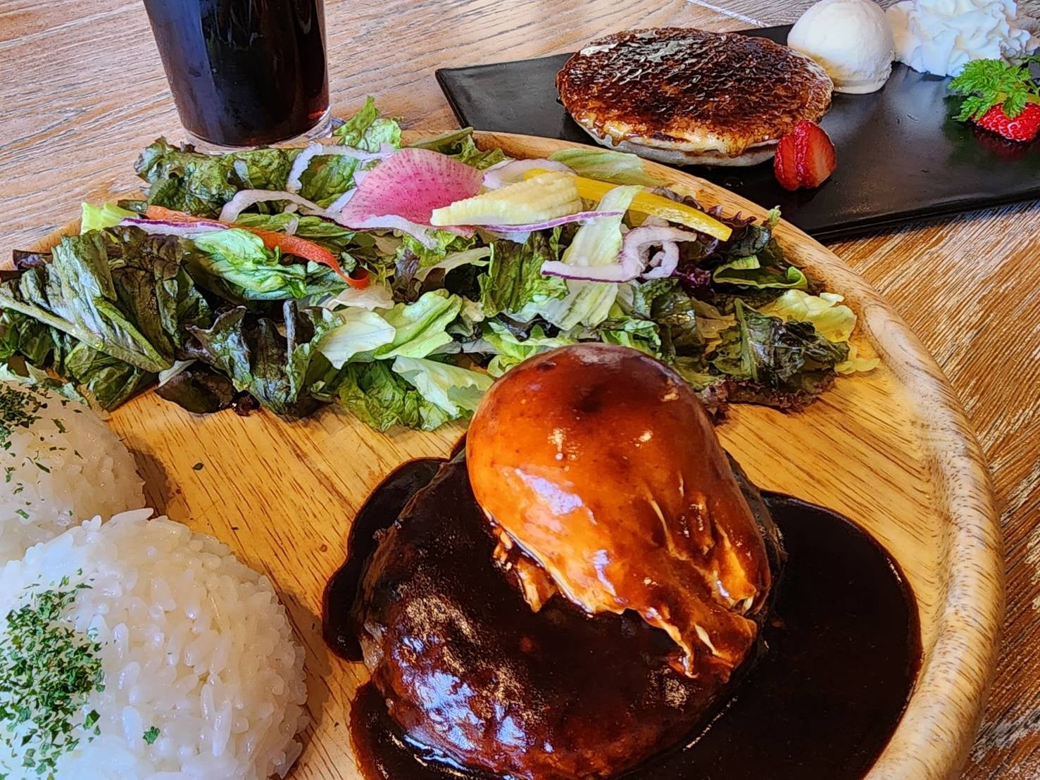 ロコモコプレート　デザート・ドリンク付き