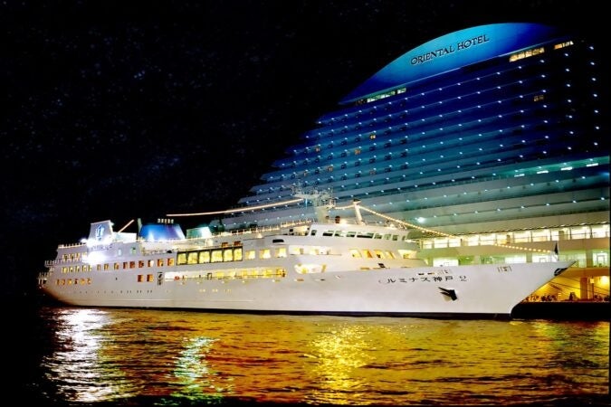 レストランクルーズ船『ルミナス神戸2』