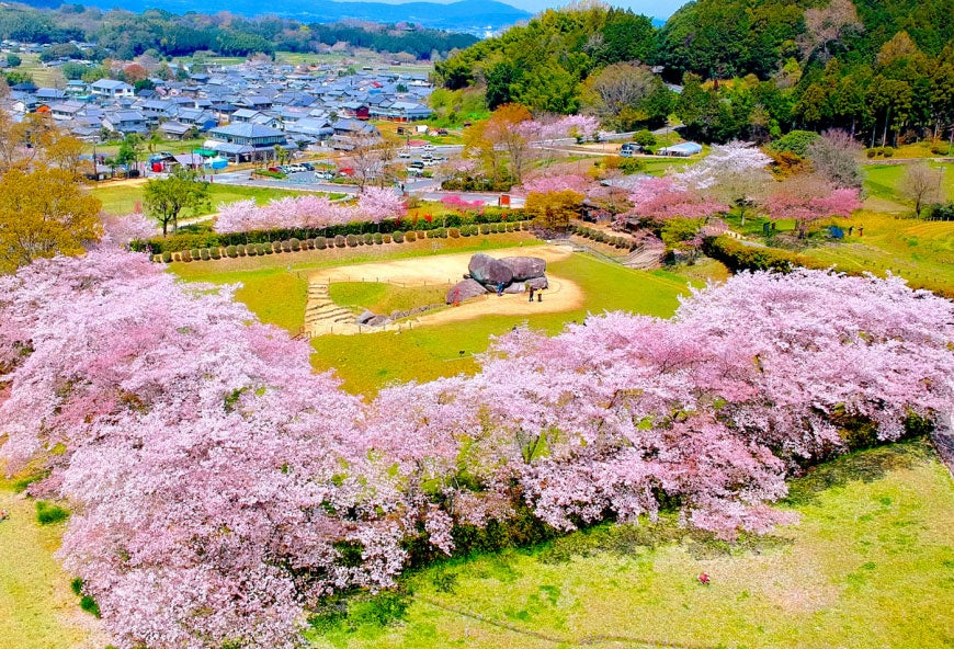 明日香村：石舞台古墳