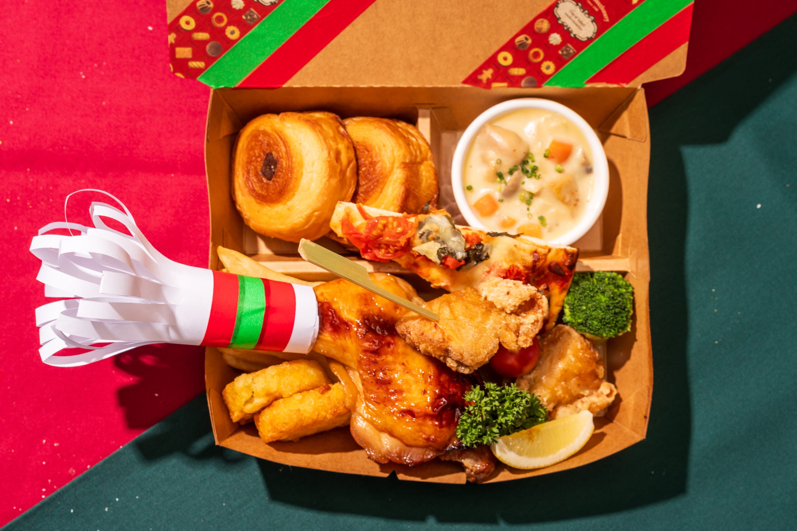 今年のクリスマスは船上でチキンを食べよう