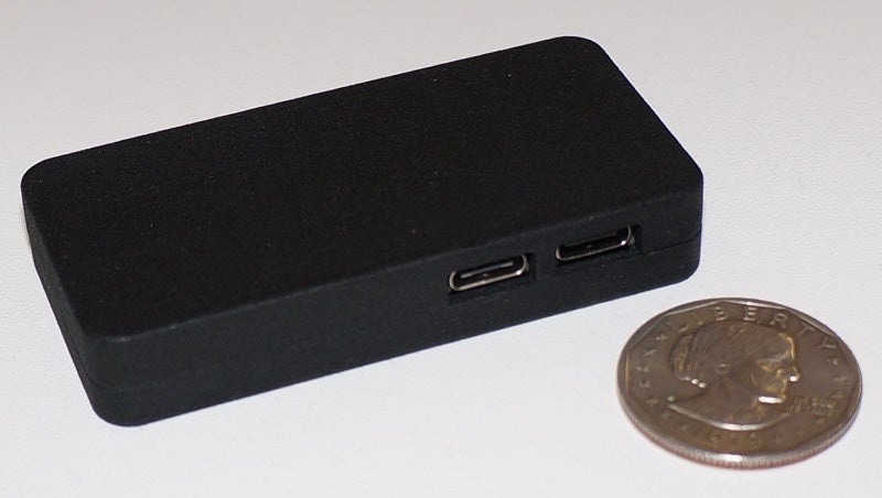 ラズリンク本体（製品版とは外観が異なります）