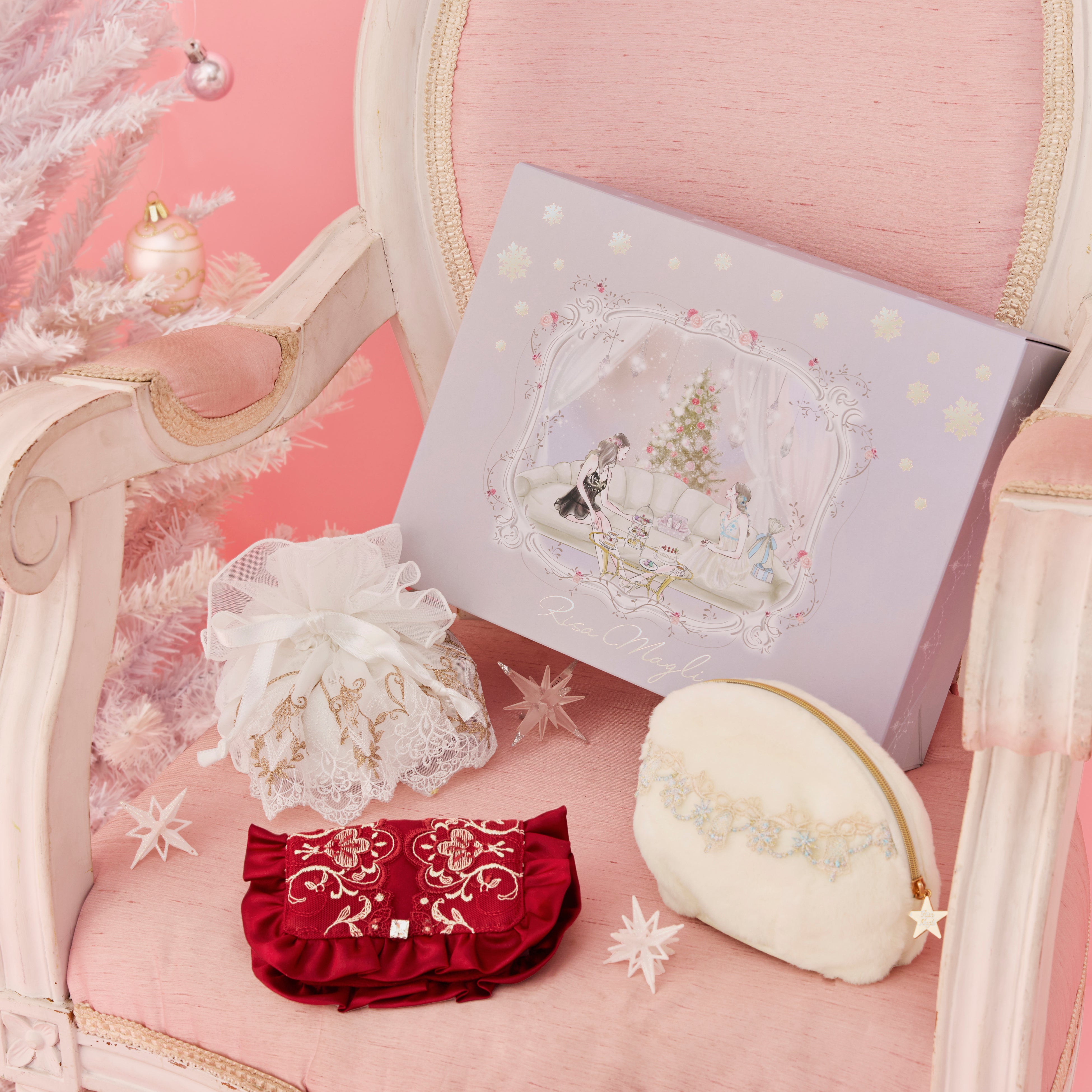 身に着けた瞬間に『自分』という物語のヒロインに”＿＿Risa Magli