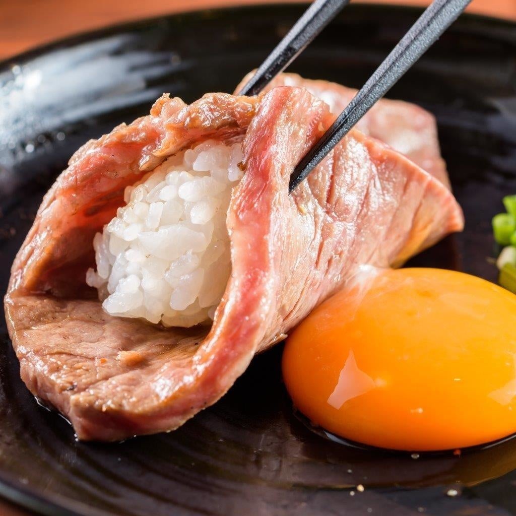 炙りロース(638円)