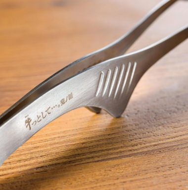 「牛恋」特製トング