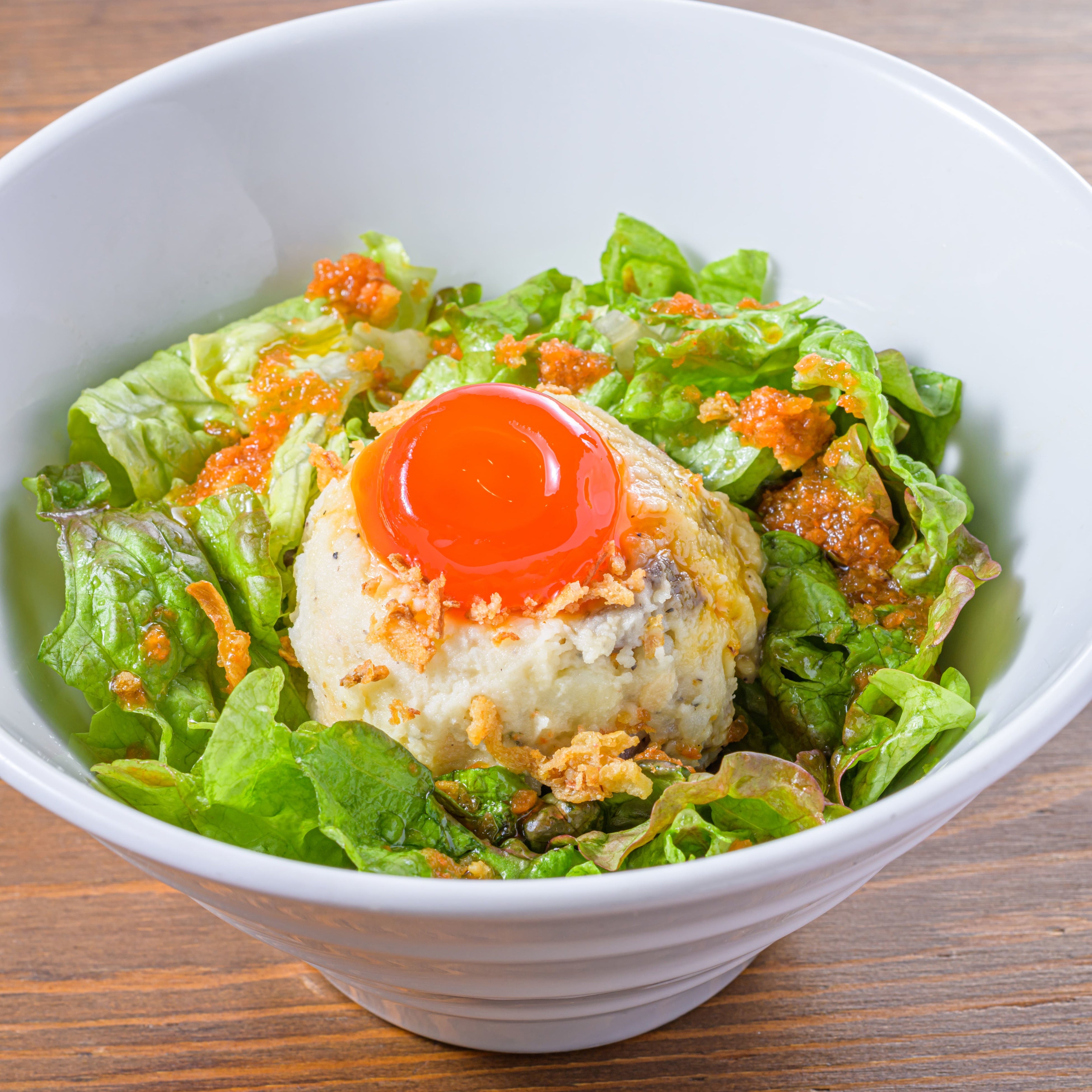 牛恋サラダ(税込759円)