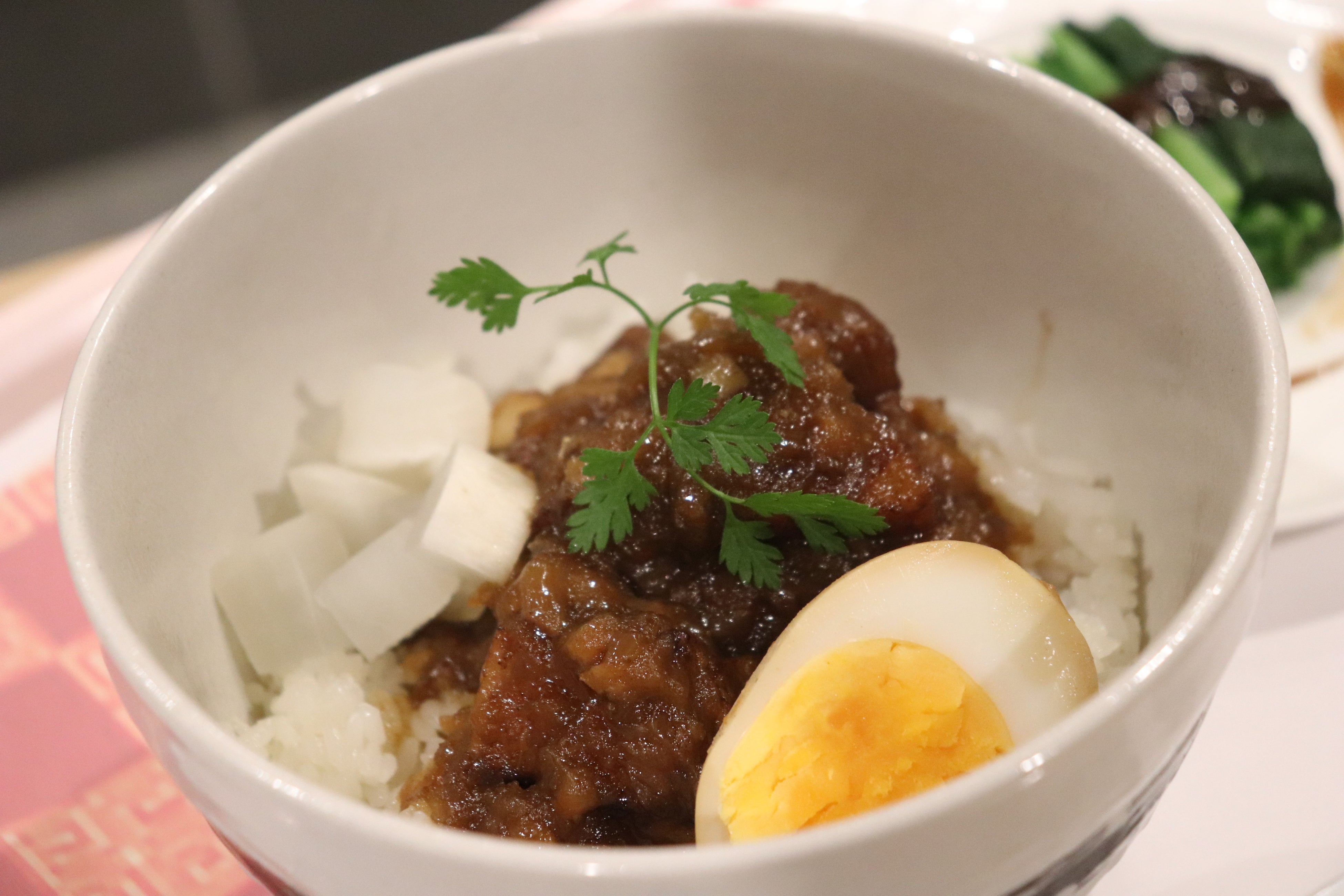 碗仔滷肉飯(ルーロー飯)