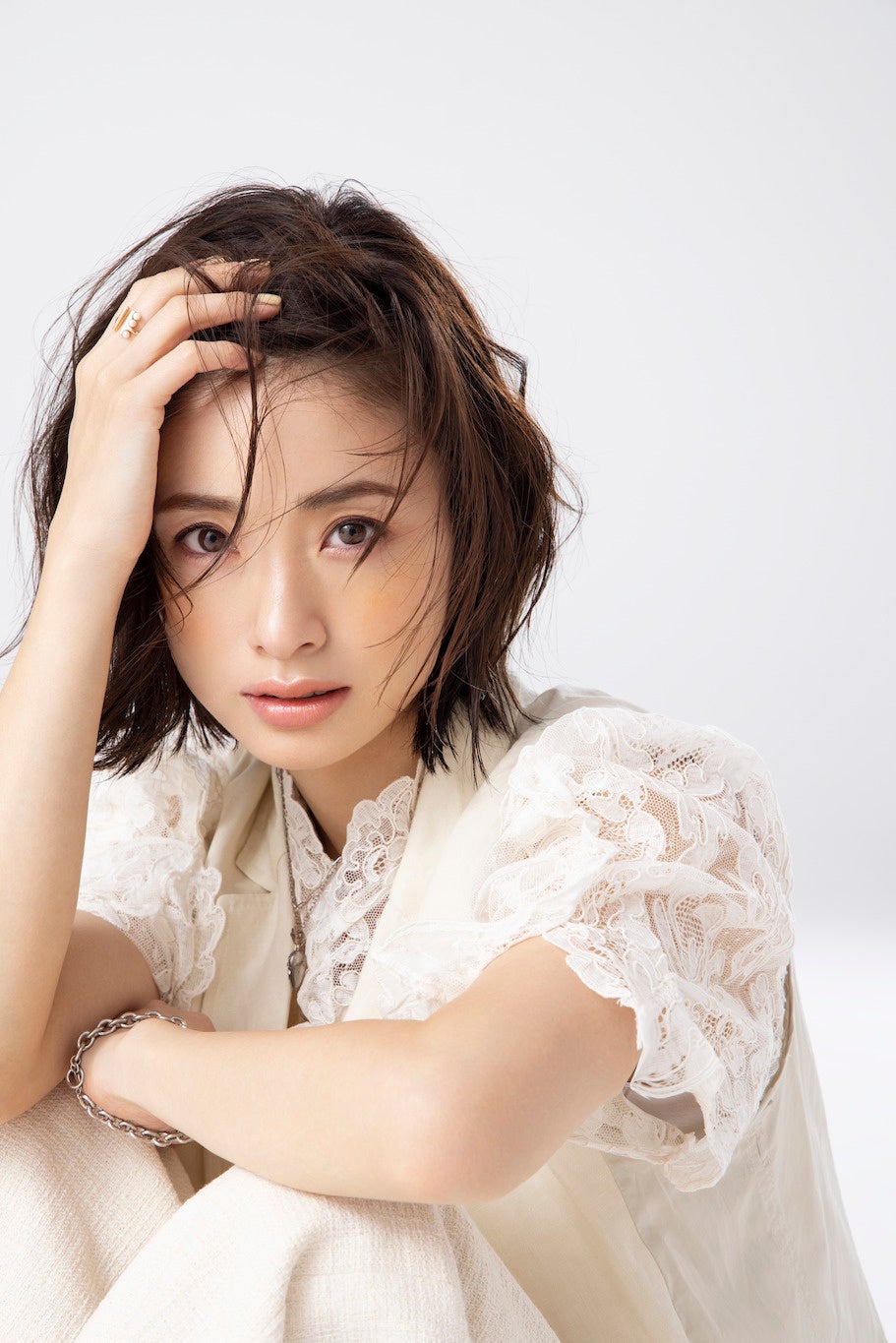 上戸彩さんが「職人の手づくり」のうどんのもちもち食感に驚き！ 心を