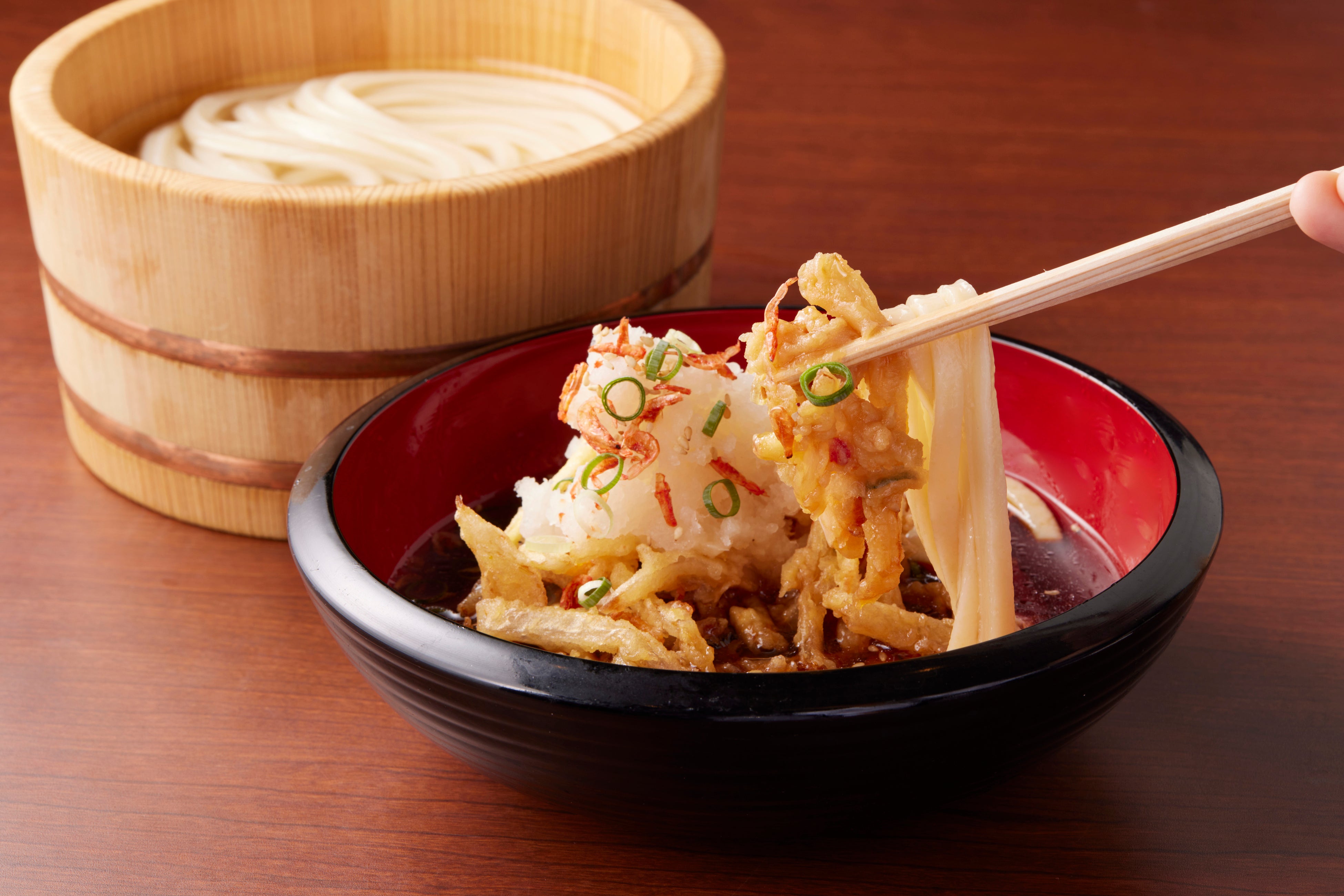 丸亀製麺は2023年11月で創業23周年 打ち立てうどんのおいしさを