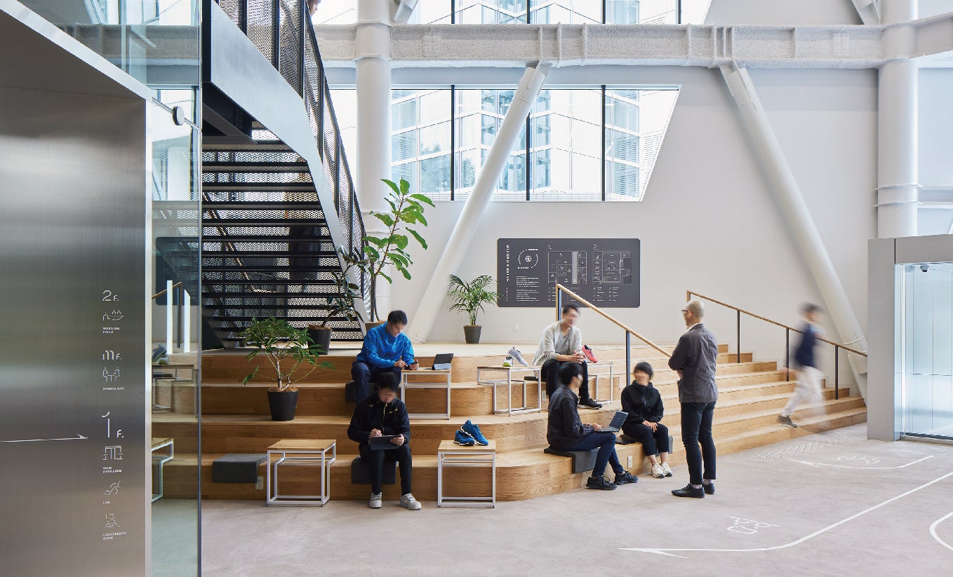 1階 メインエントランス