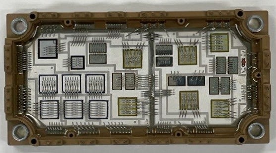 当社銅ペーストを使用したパワーモジュール試作品