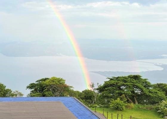 びわ湖テラスからの虹